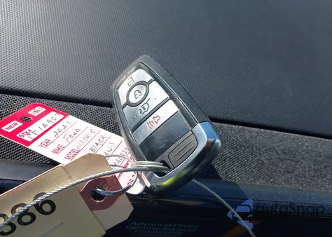 2021 Ford Mustang Mach-E Premium z USA, uszkodzony, nr VIN 3FMTK3SU7MMA03386